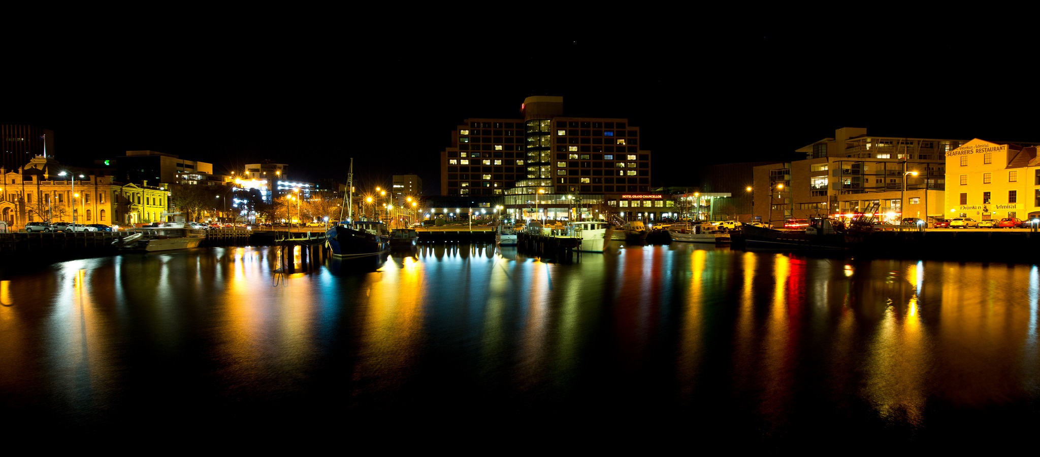 hobart night