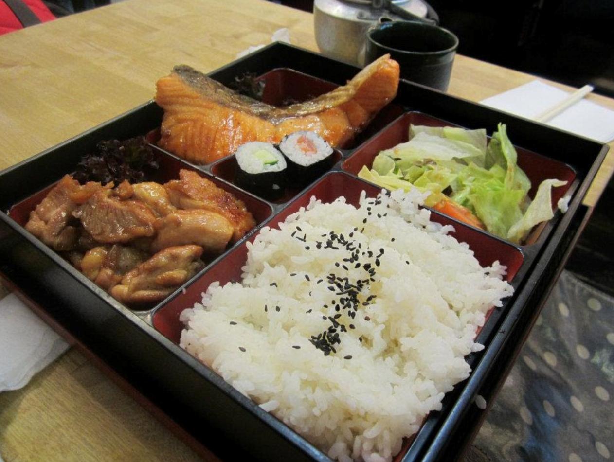 イギリス生活16_チャイナタウンにあるお弁当