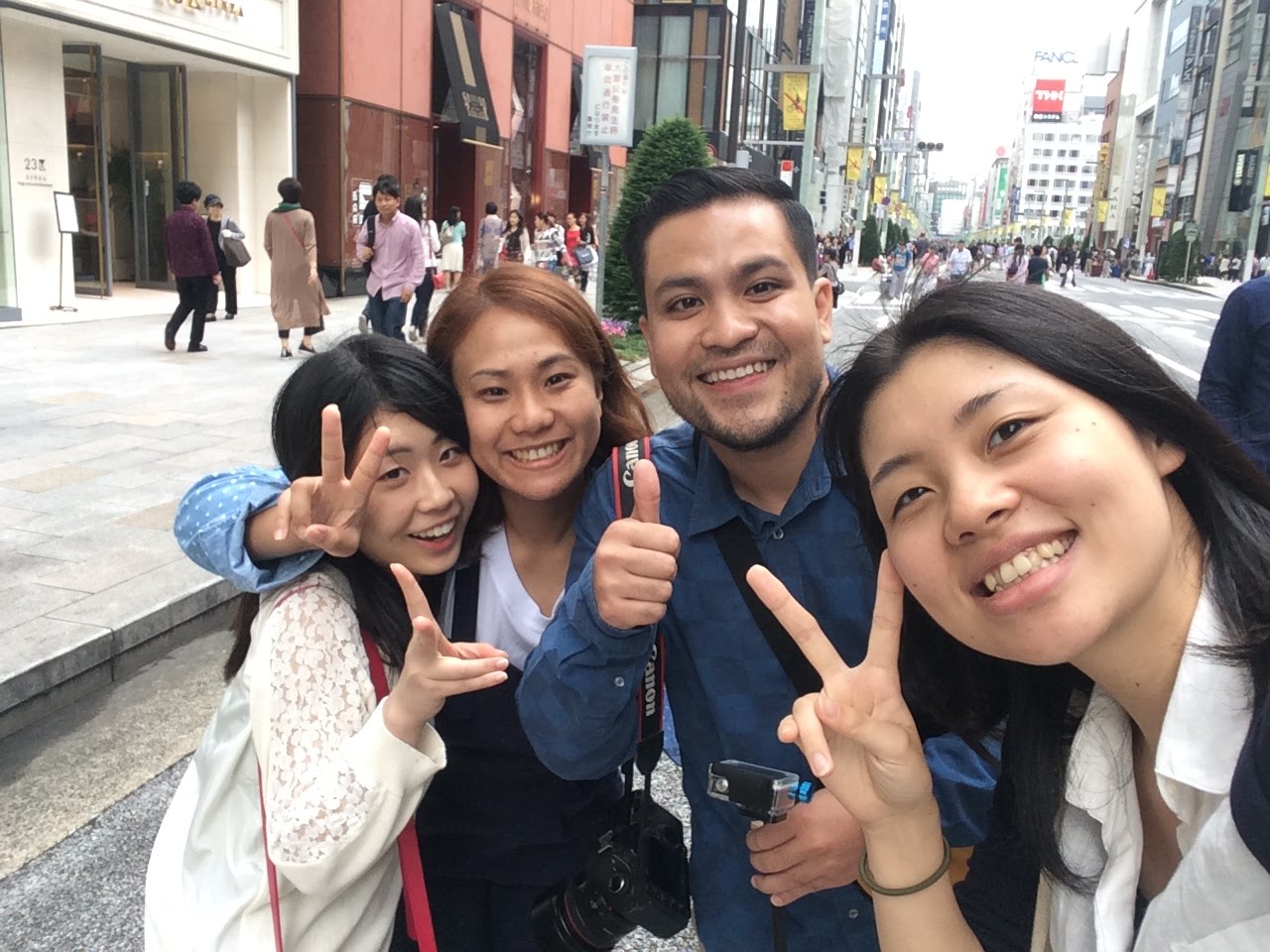 2015年6月。イギリス留学中のクラスメイトが度々日本に訪れた時にこのメンバーで寿司にいくのが恒例になりました。