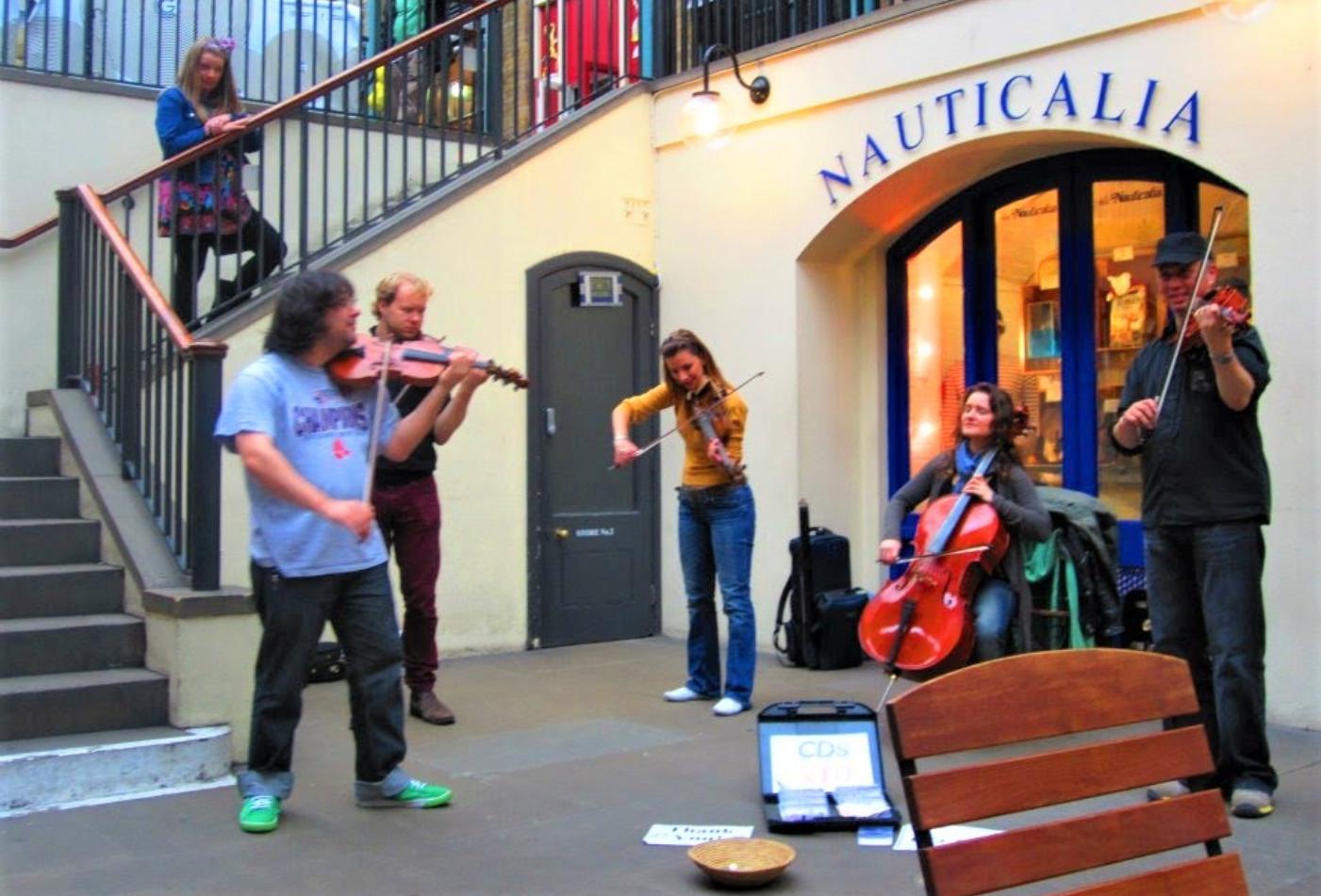 イギリス生活14_コベントガーデンの音楽隊