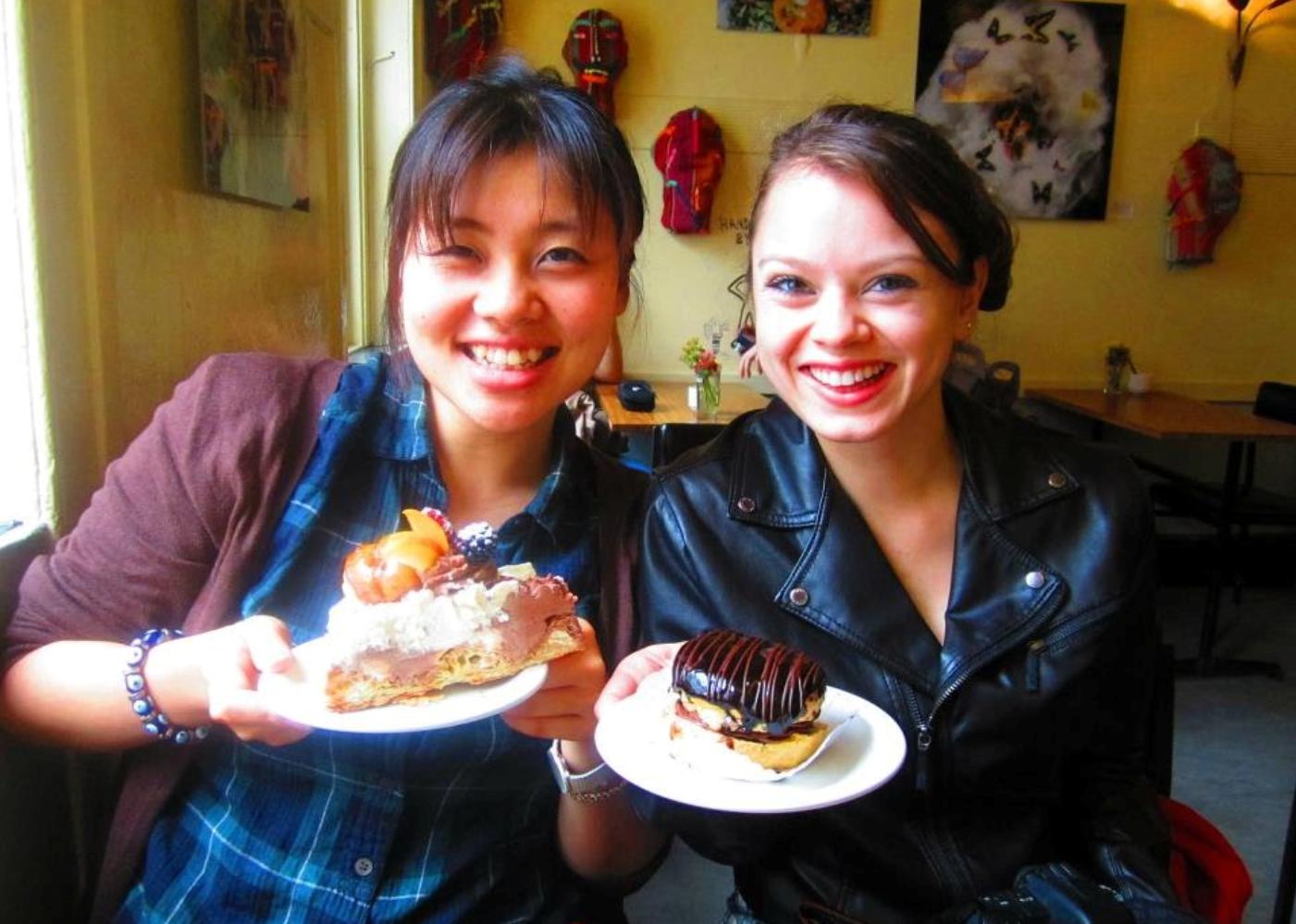 イギリス生活12_クラスメイトとケーキを食べに…コテコテ！