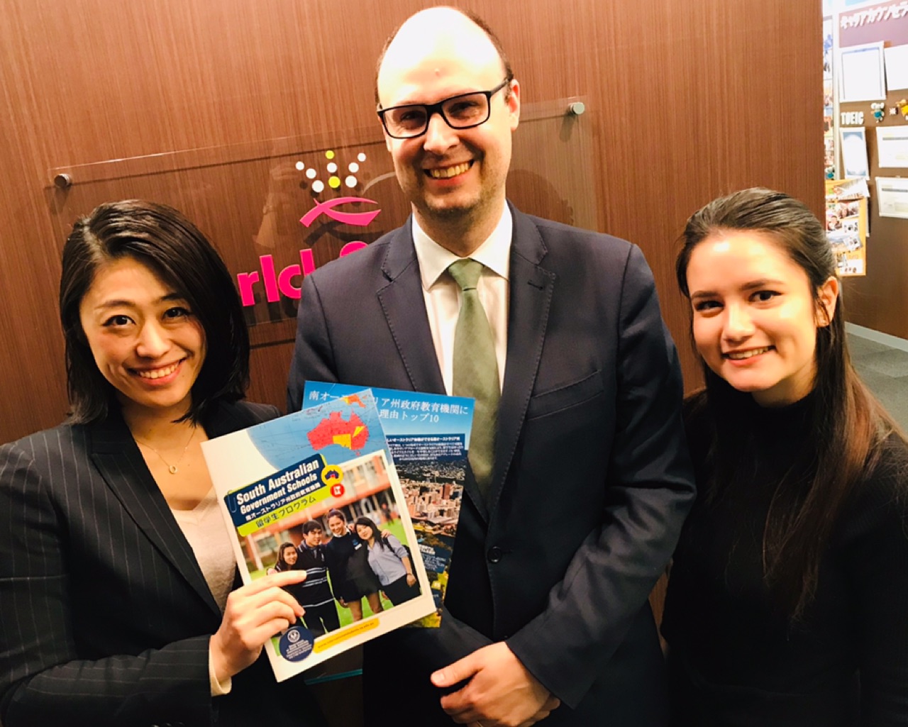 9BCDA853-D02C-4AAA-8081-9CD5675B6B55