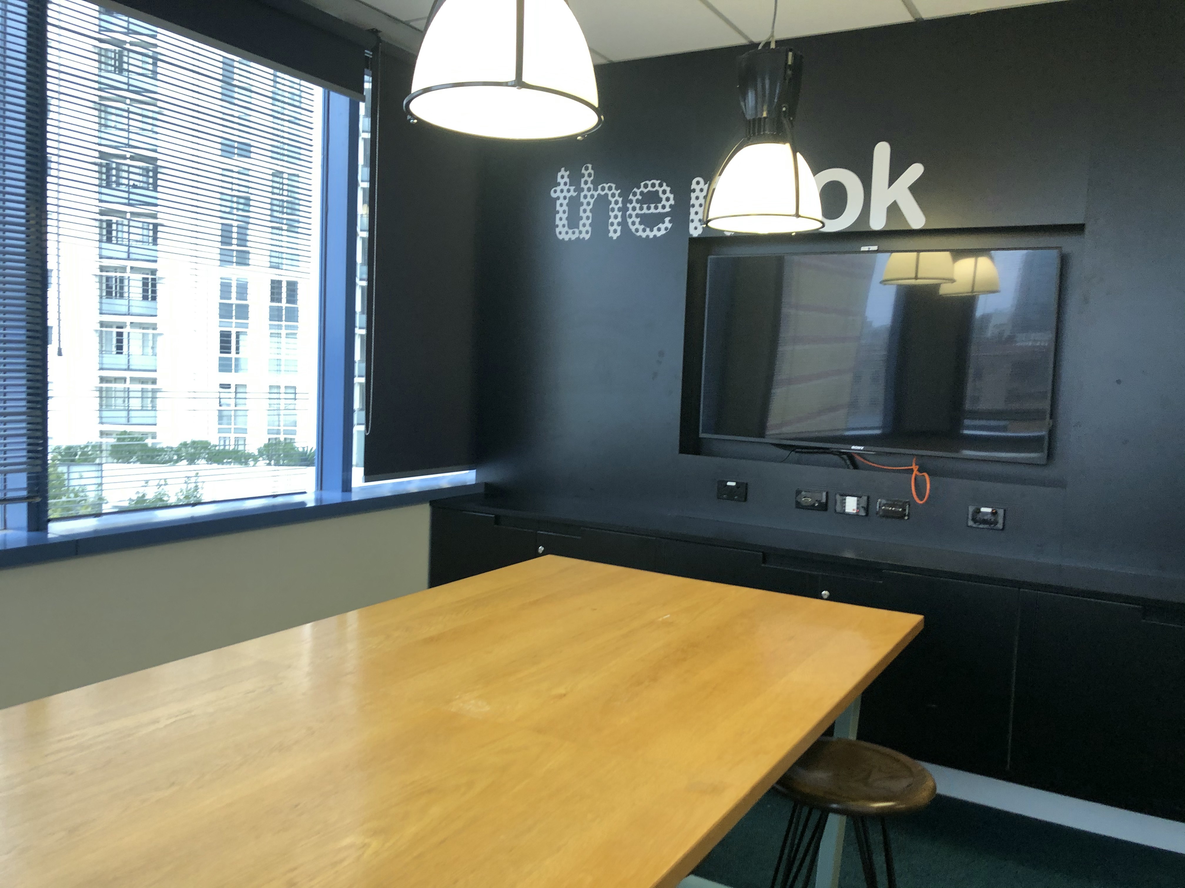 5bd52aad-56ed-422e-935e-84c8296dfcf0-0 (1)