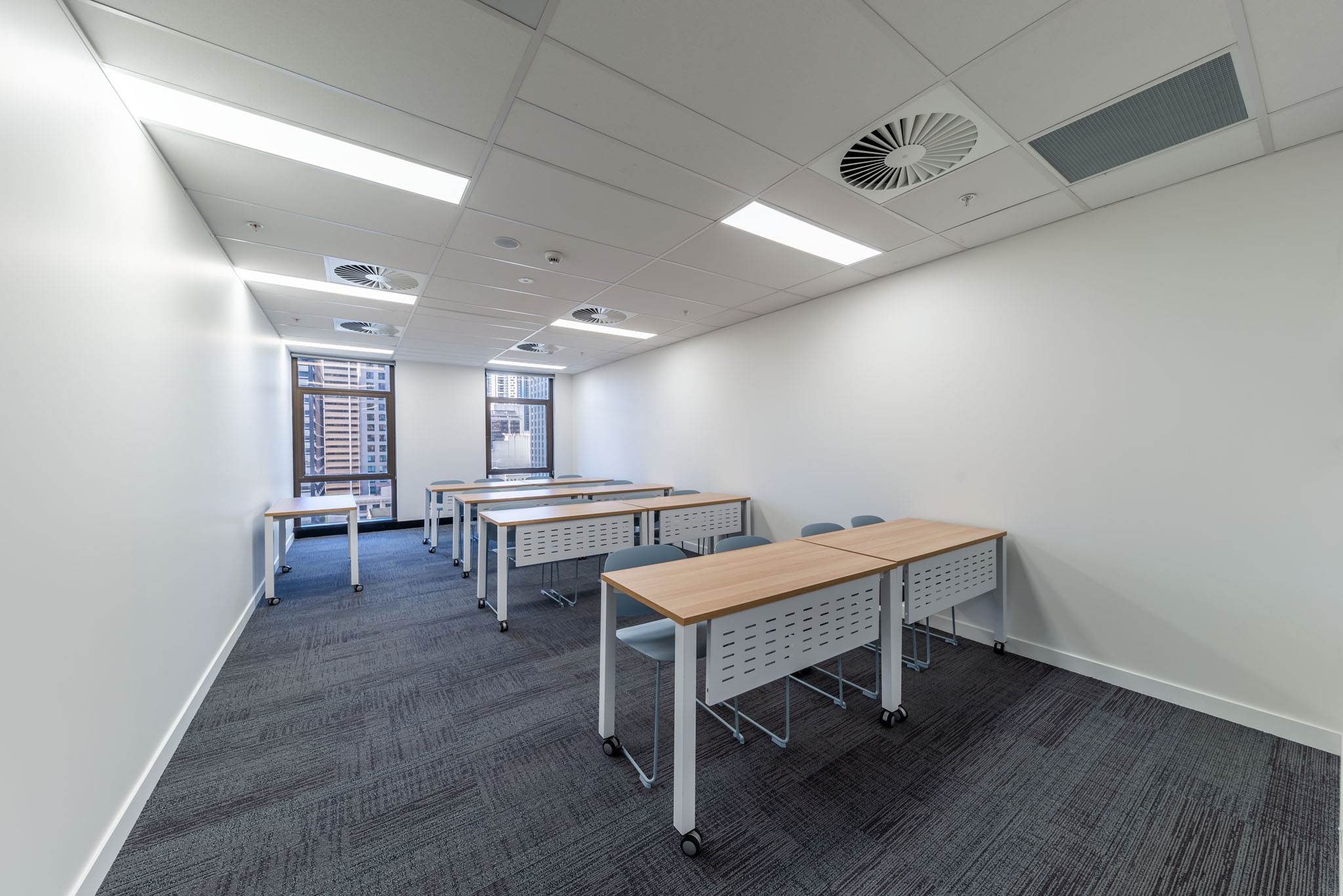 Lexis English - Brisbane New Campus - 01 June 2022