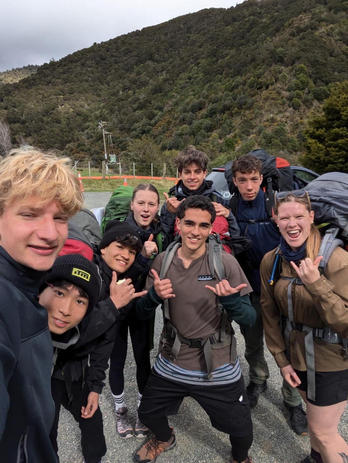 Suzuki Ayumuさん２縦アウトドア