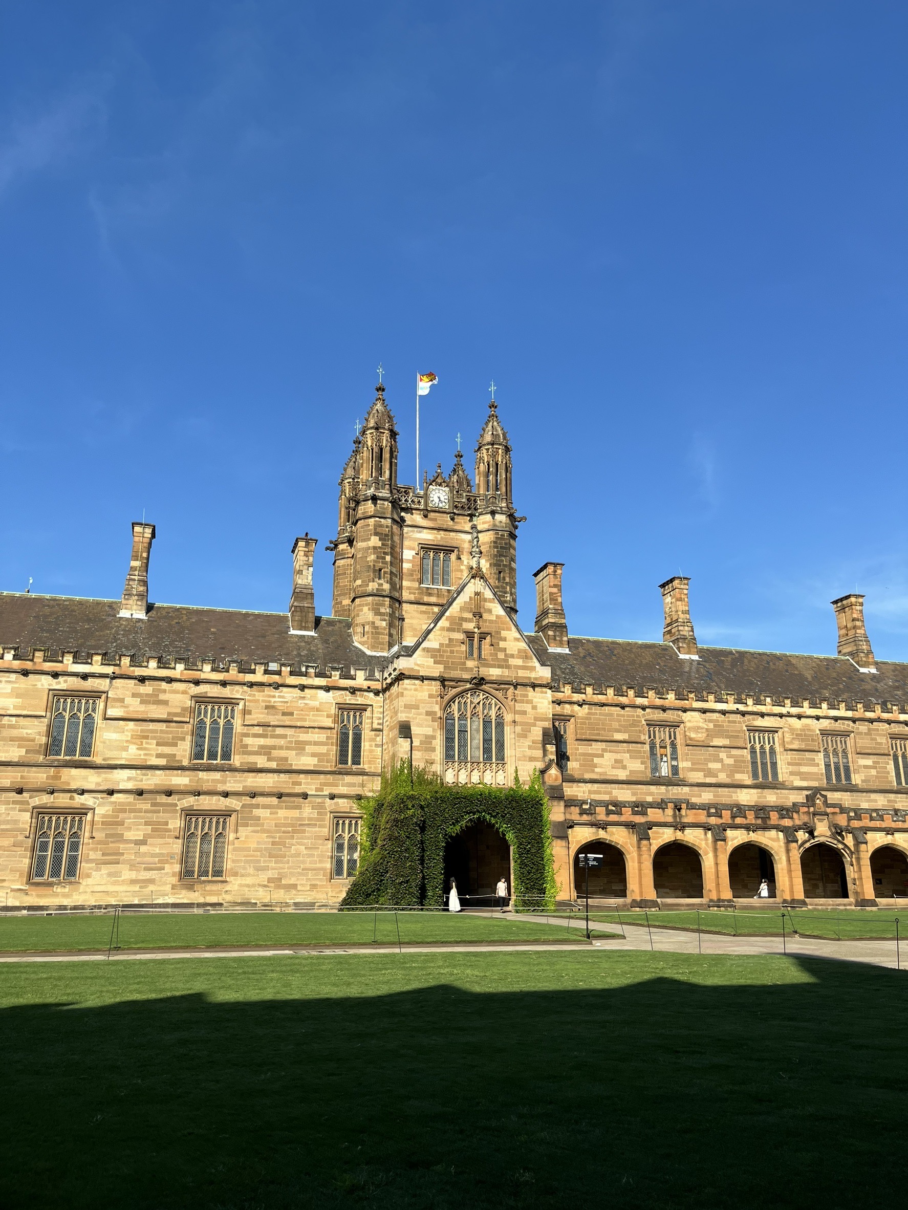 image_5314884_561854470876299845_1747722667064