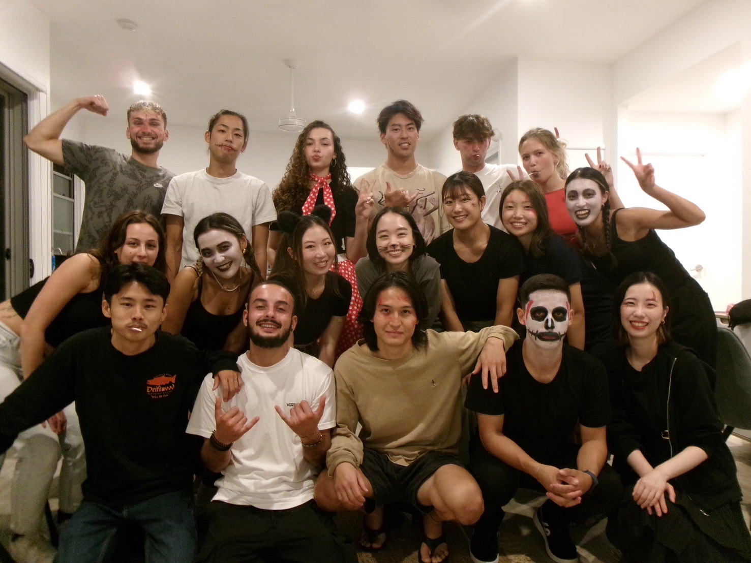 image_26799775_569508287717572832_1752284697298