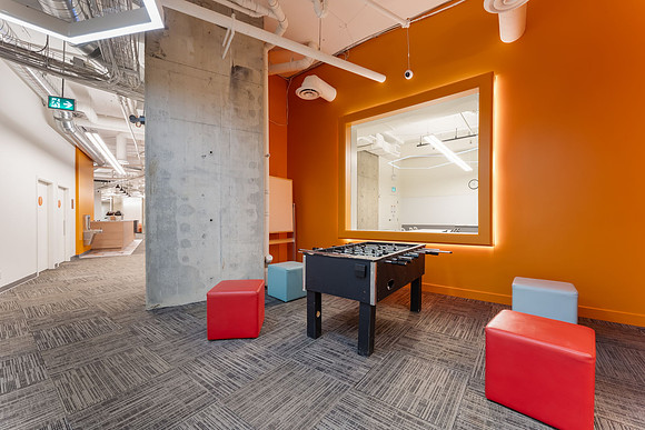 16F_38C_11097542_937512051_3